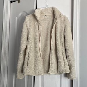 Uniqlo cream coloured, fuzzy zip-up sweater sweater, size small